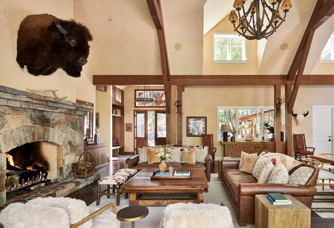 Building Photo - 1900-1902 Snowmass Creek Rd