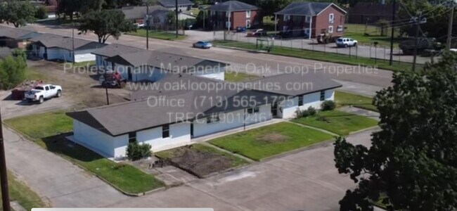 Foto del edificio - 2002 W Texas Ave