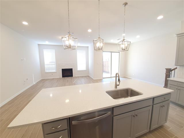 Building Photo - 8238 Primrose Wy
