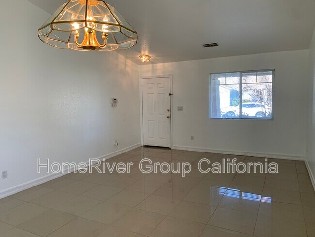 Building Photo - 230 Mike Gartrell Cir