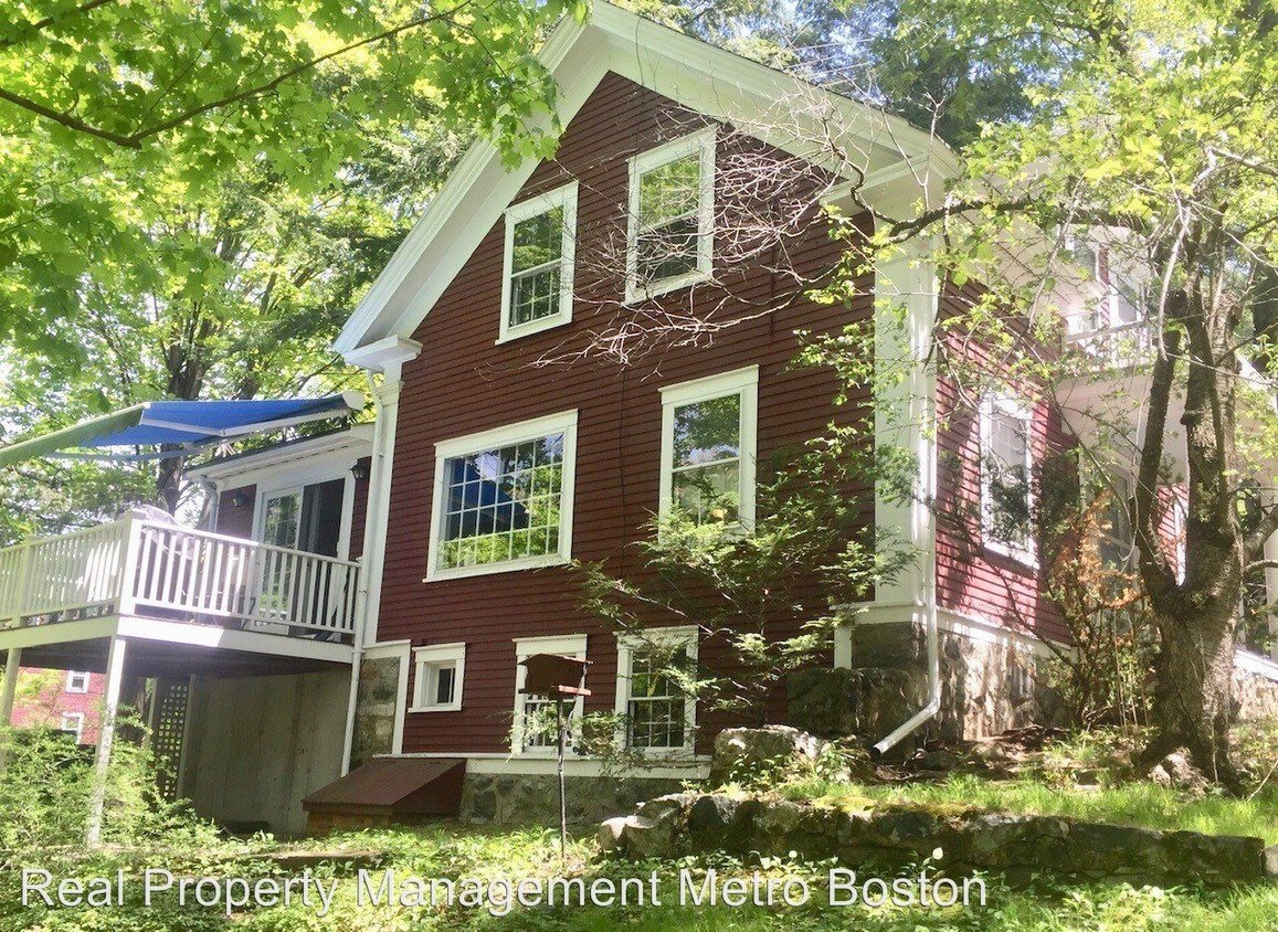 Primary Photo - 3 br, 2 bath House - 277 Boston Post Road