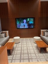 Building Photo - 170 Malone St