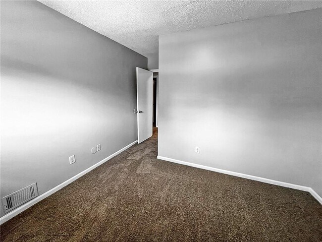 Foto del edificio - 6354 Shannon Pkwy