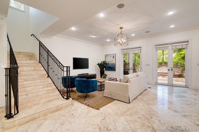 Building Photo - 7830 SW 48th Ct