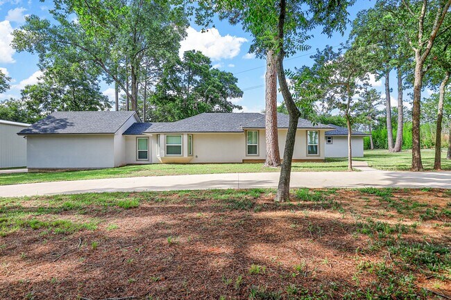 Building Photo - Beautiful Home In Joshua TX
