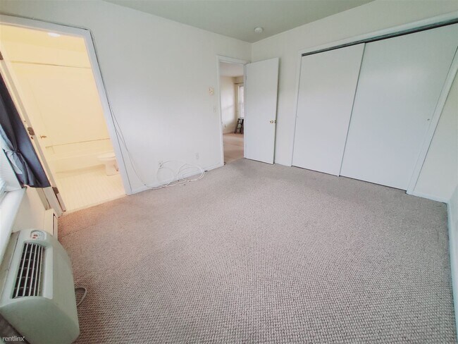 Foto del edificio - 1 br, 1 bath Condo - 100 Myrtle Ave Unit D