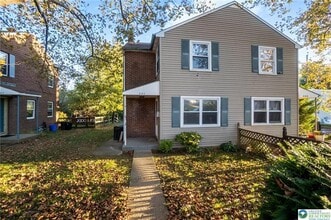 Building Photo - 240 Palmer St