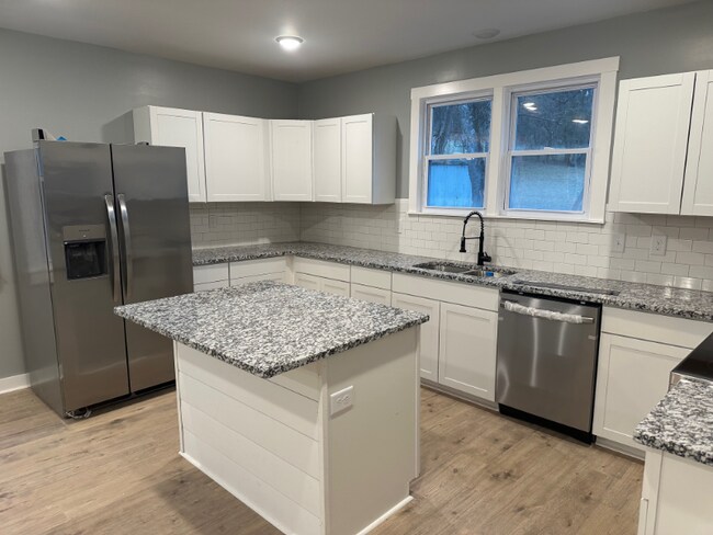 Foto del edificio - 316 Valley View Dr