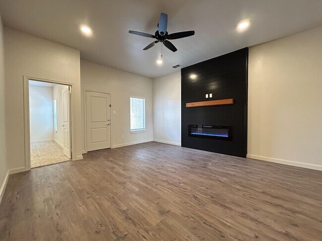 Building Photo - 7002 40th St