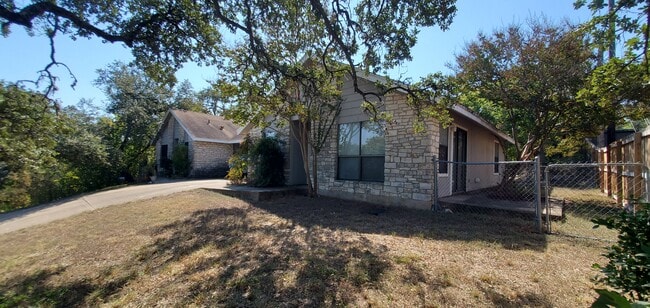 Building Photo - 6810 Raccoon Run