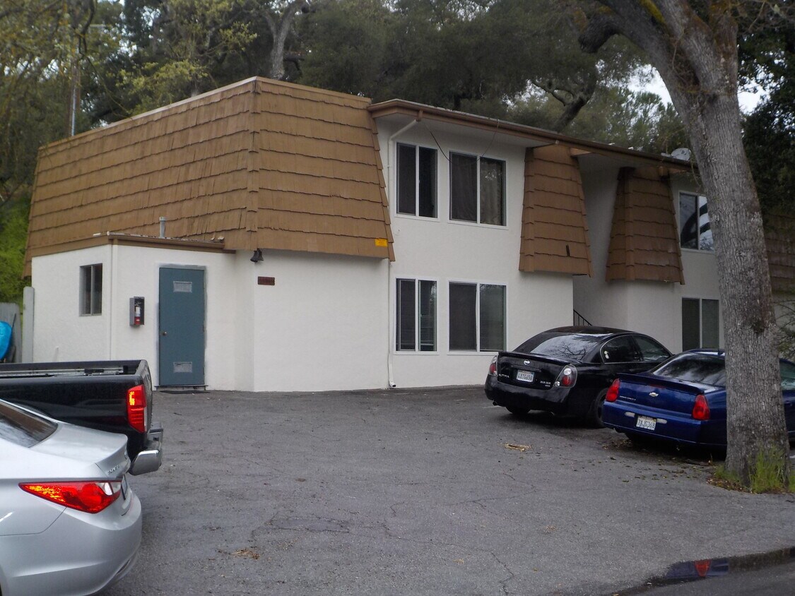 Quite Location - 5566 Tunitas Ave