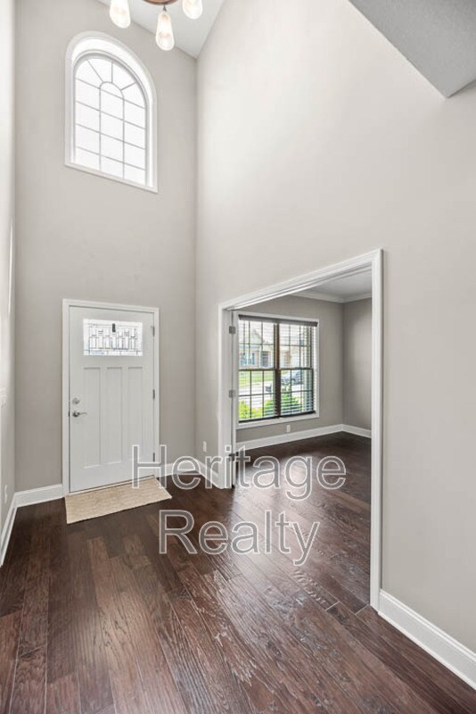 Foto del edificio - 925 Brookwood Ln
