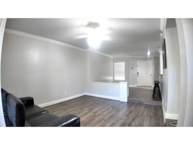 Building Photo - 2 Bedroom Condo In Sabal Walk of Longwood