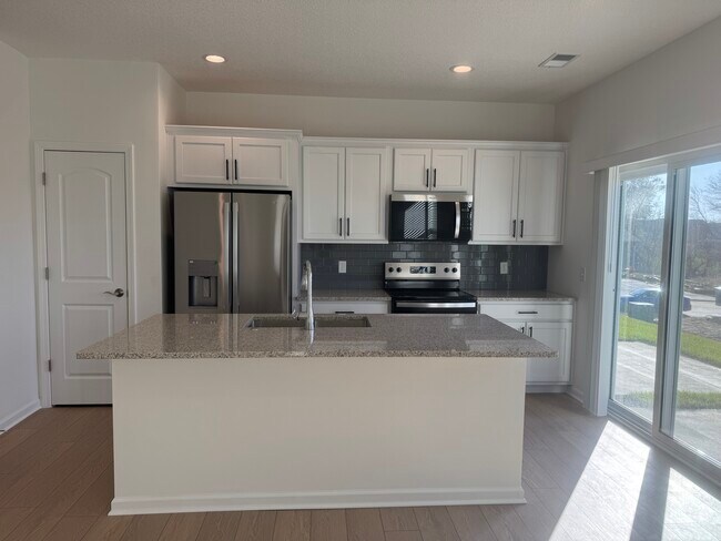 Foto del edificio - 5894 Butterfield Ct