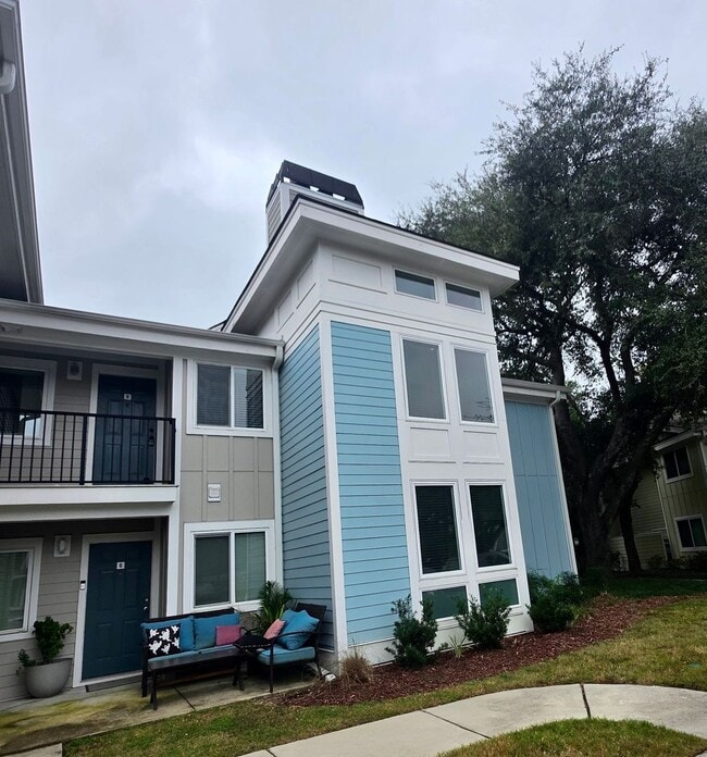 Building Photo - 274 Alexandra Dr