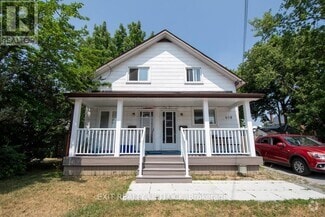 Building Photo - 618 Brown St