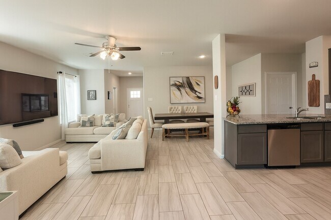 Foto del edificio - 14802 Black Rail Dr