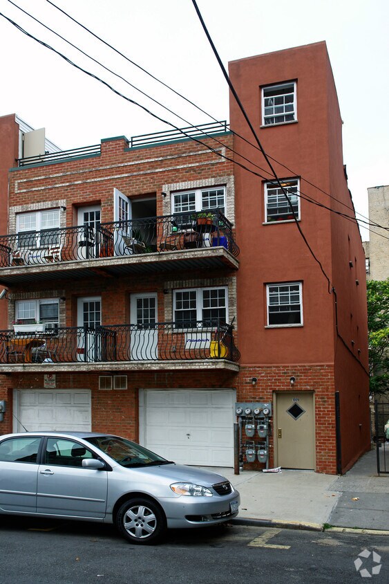 1009 Ward Ave, Bronx, NY 10472 Apartments in Bronx, NY