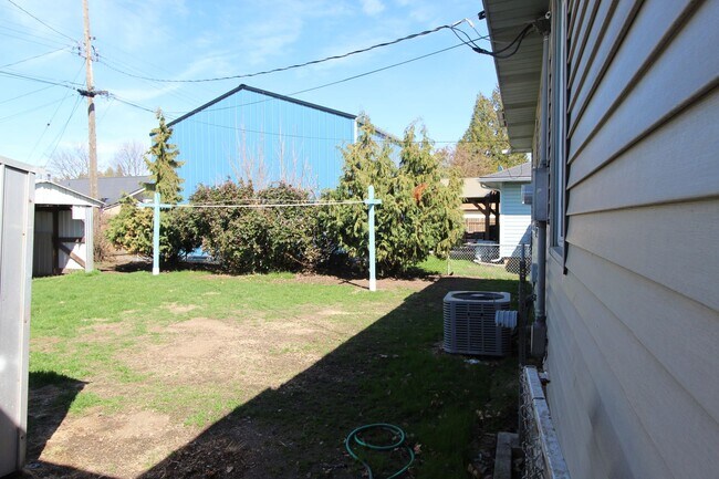 Building Photo - 4918 W. Princeton Pl. Spokane, WA- NuKey R...