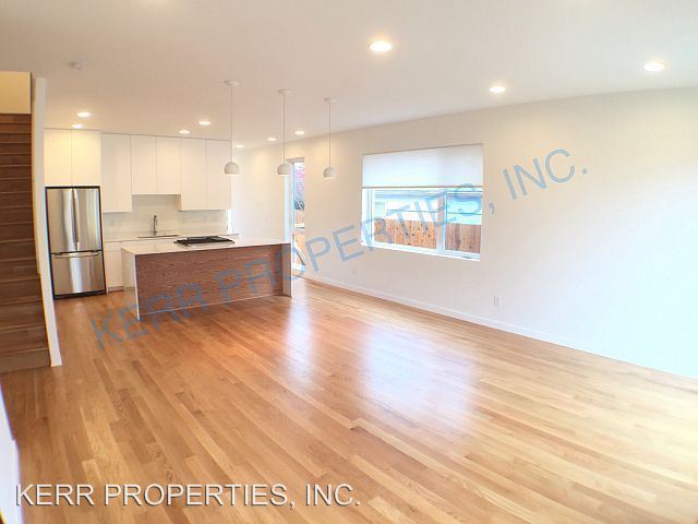 Foto del edificio - 8935 NE Everett St