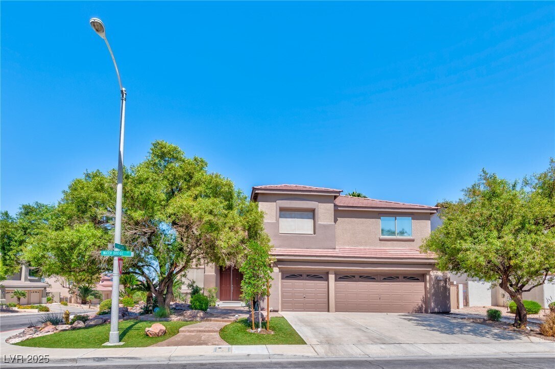 Foto principal - 242 Water Bridge Ct