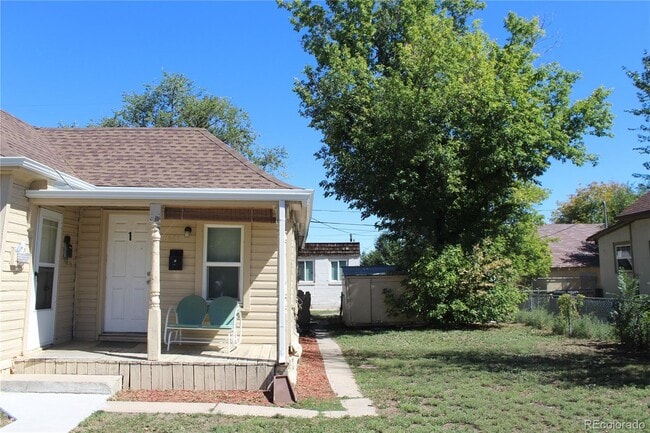 Unit 4 Sits Behind House - 624 Knox Ct
