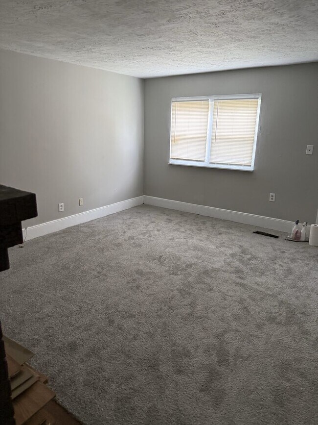 Foto del edificio - Adorable 2BR/1BA house**Security deposit s...