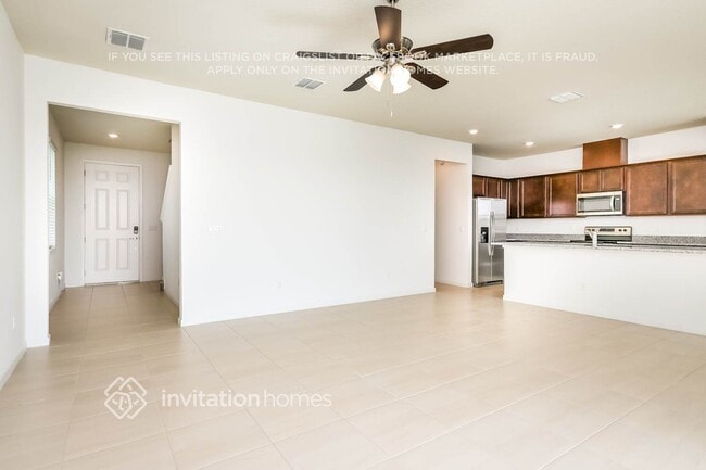 Building Photo - 2713 Serenity Gdn Dr