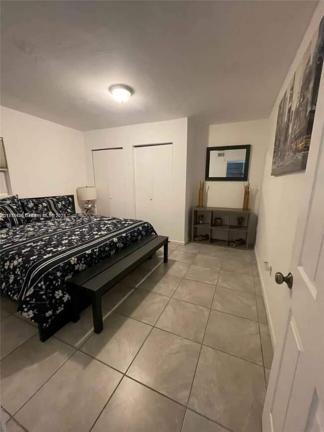 Foto del edificio - 315 NW 59th St