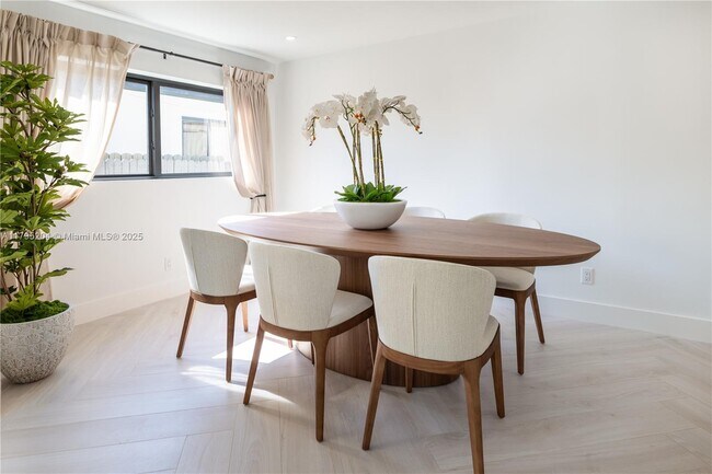 Foto del edificio - 1420 SW 17th St