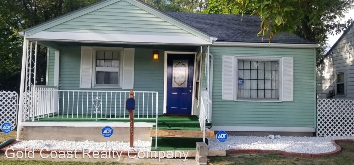 Primary Photo - 2 br, 1 bath House - 445 W Stewart Street