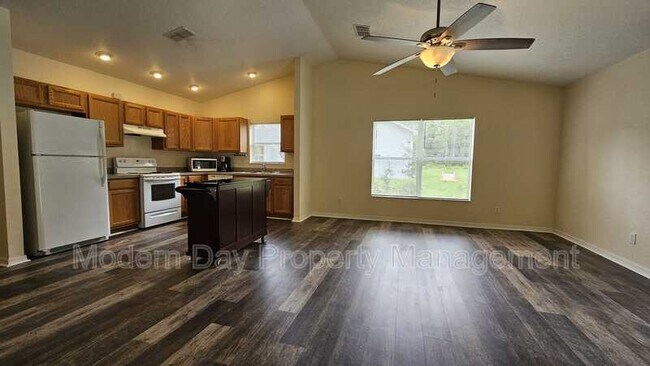 Foto del edificio - 6290 W Oak Park Blvd