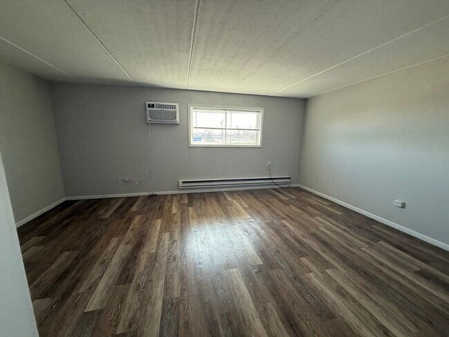 Foto del edificio - 1128 Des Plaines Ave