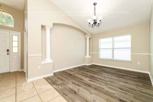 Foto del edificio - 16320 Bridgeglade Ln
