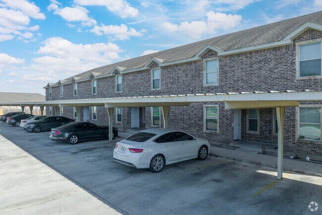 West Side - 2502 E Franklin Ave