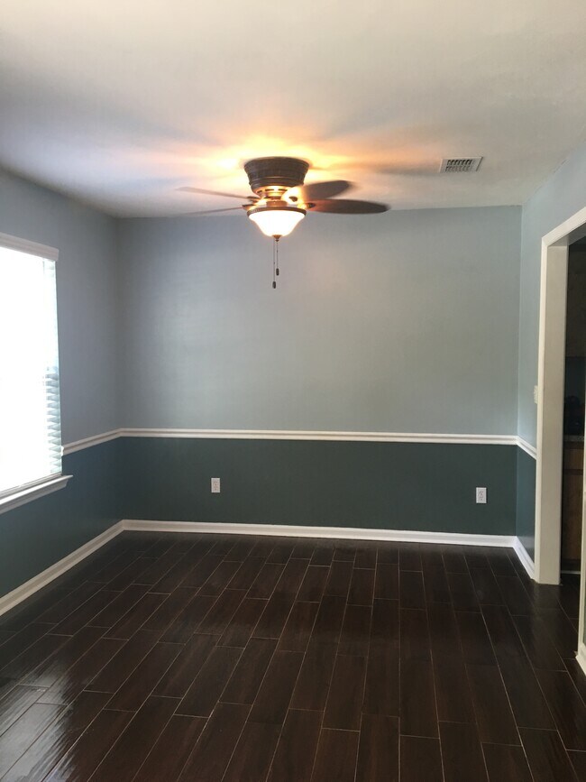 Building Photo - 111 J R Milton Rd