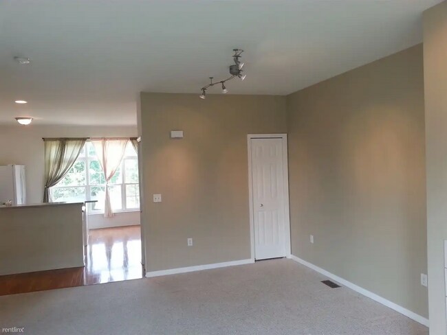 Building Photo - 43787 Sweet Cherry Ln