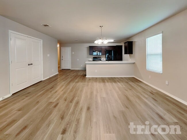 Building Photo - 9720 Marbach Brk