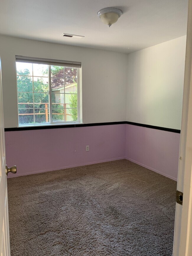 Foto del edificio - 3 bedroom 2 bathroom Home - Ferndale Subdivision - South Suburbs