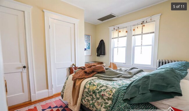 Building Photo - Spacious 4 Bed / 2 Bath in Brighton – In-Unit Laundry – Pet Friendly – 9/1 Move-In