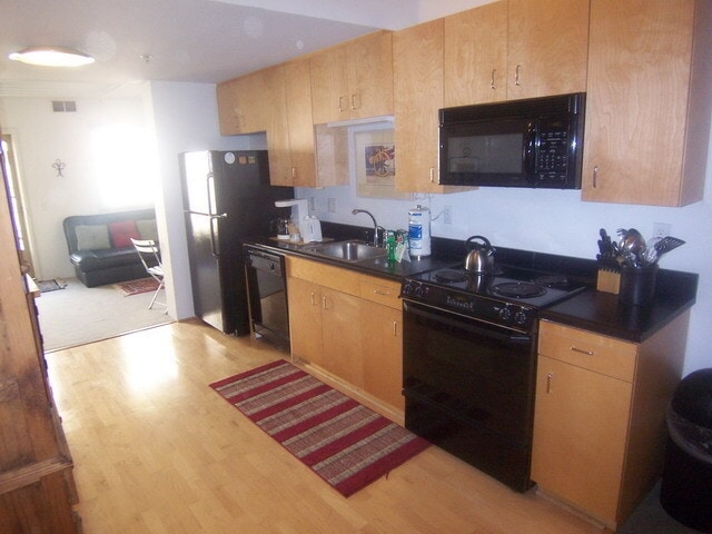 Building Photo - 12 Month Lease Term: Furnished 1BR Loft-st...