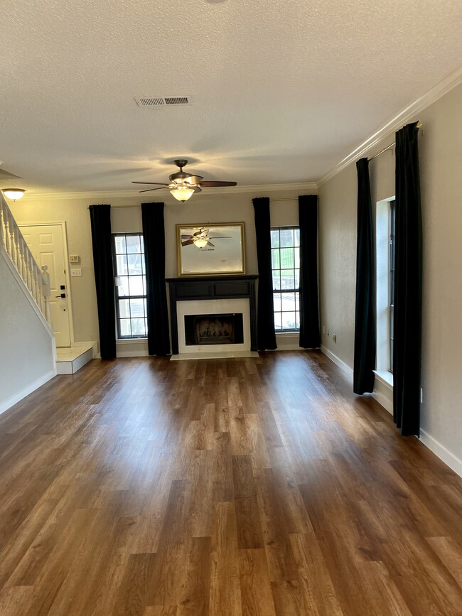 Foto del edificio - 14333 Preston Rd