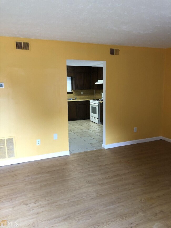 Foto del edificio - 1164 Oak Villas Ct NW