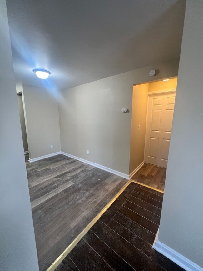 Foto del edificio - 1033 Tennessee Ave