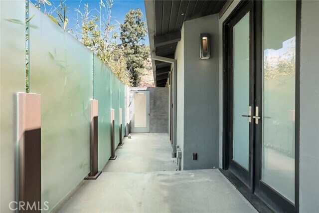 Building Photo - 2420 Bowmont Dr