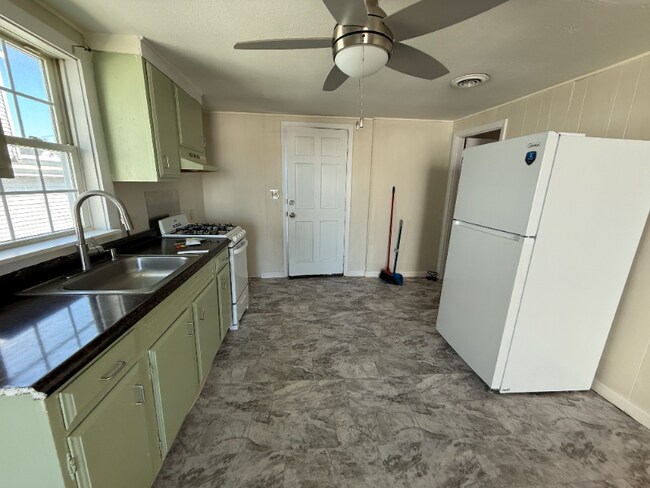 Foto del edificio - 13 F St