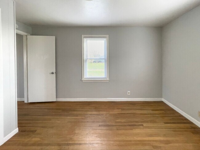 Foto del edificio - 10823 SR 32