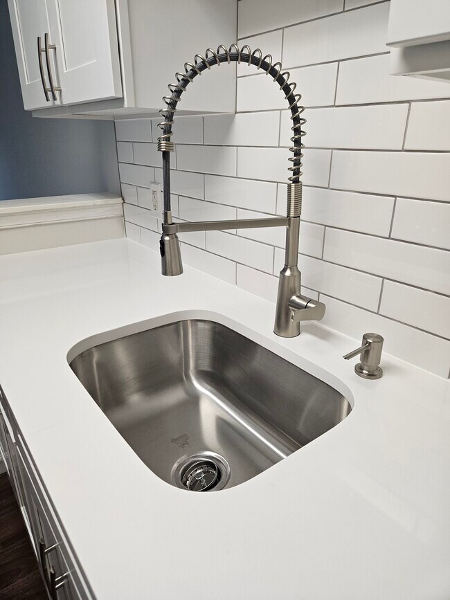 120 N Bethlehem Pike Unit 108A, Fort Washington, PA 19034 Condo for