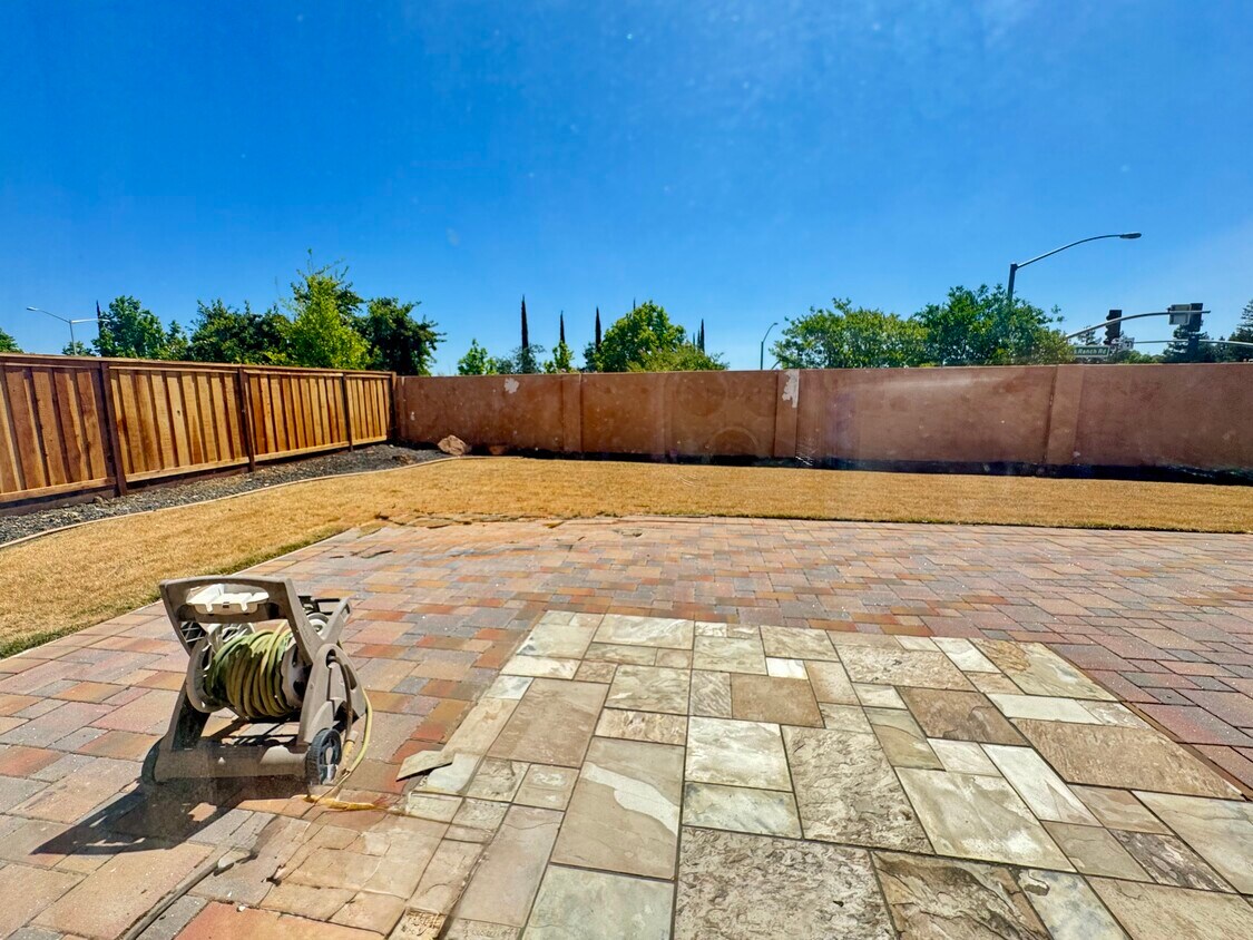 Building Photo - 5133 Trailridge Way