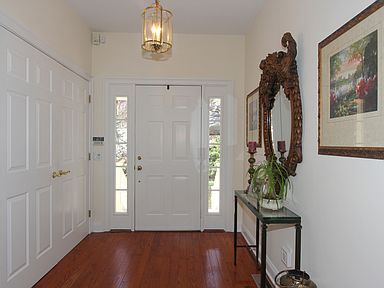 Building Photo - 12 Alder Way